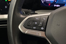 harmaa Volkswagen Golf 2022 kuva 19.