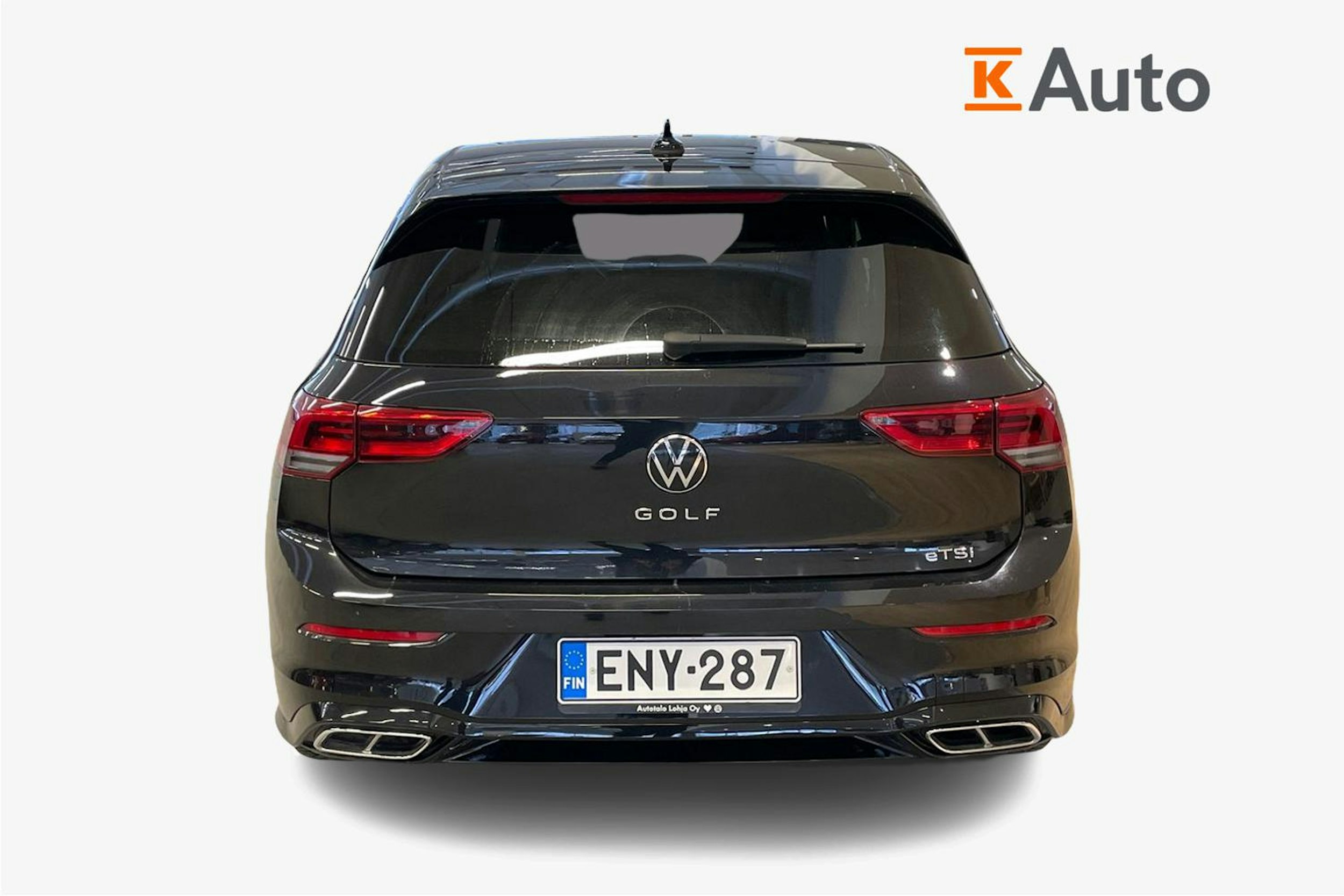 musta Volkswagen Golf 2022 kuva 3.