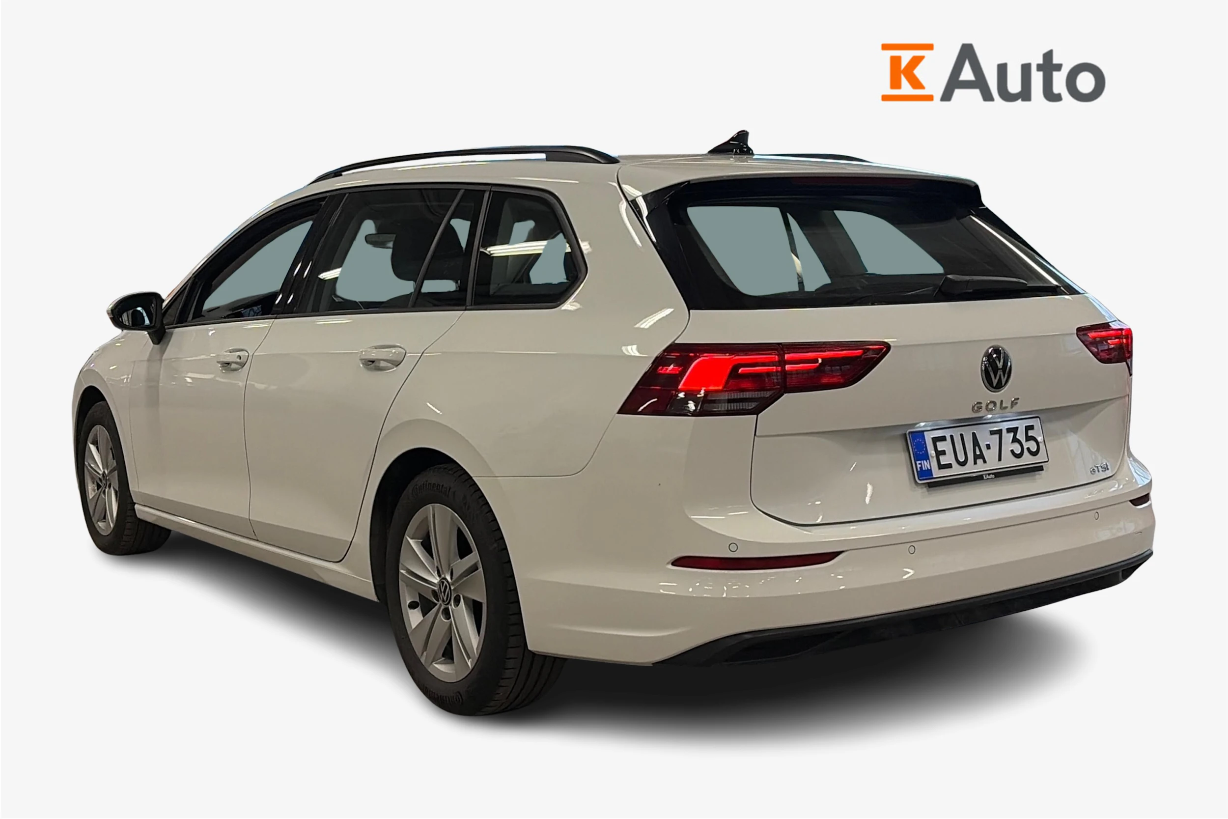 valkoinen Volkswagen Golf 2022 kuva 2.