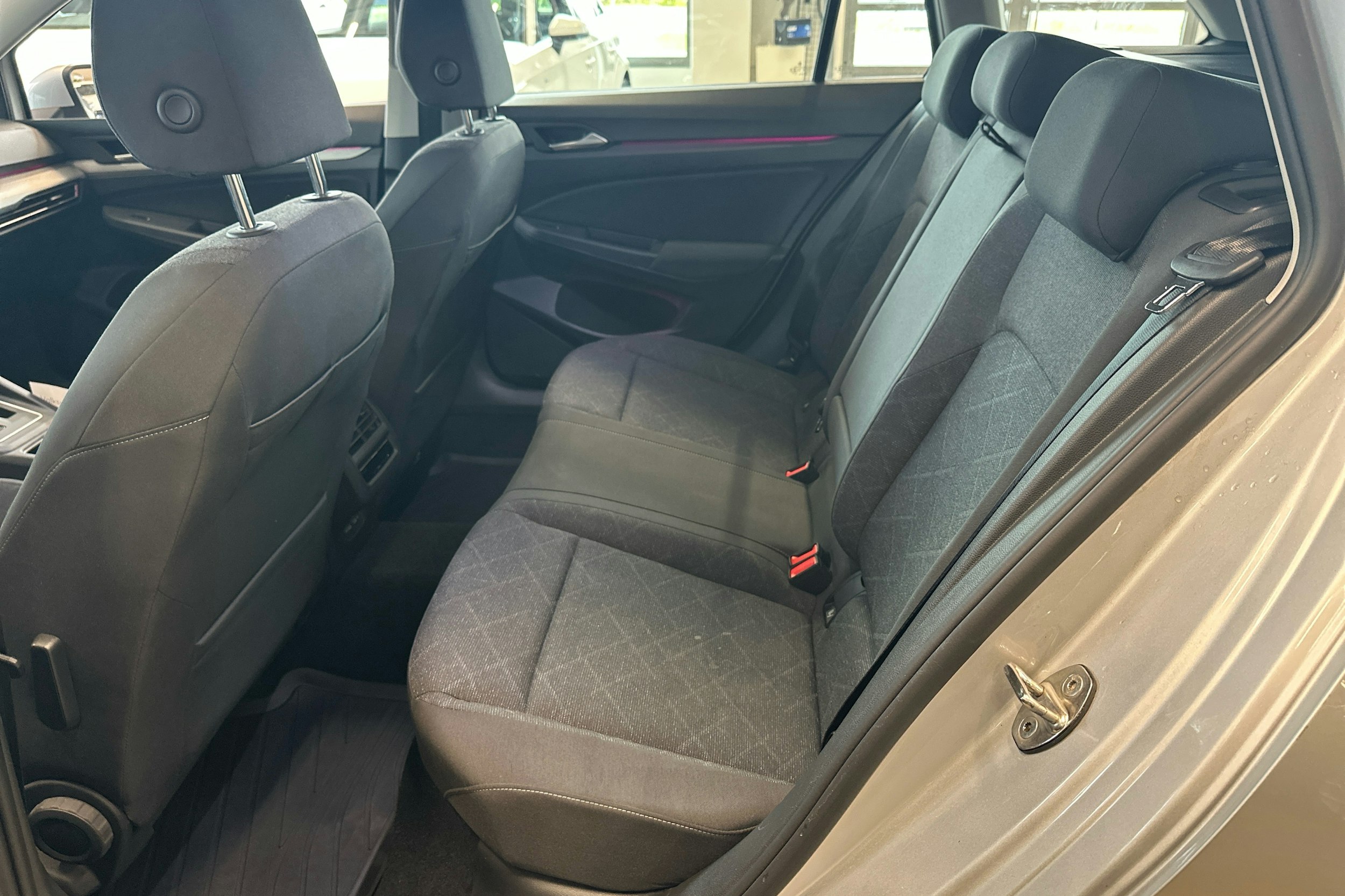 met. harmaa Volkswagen Golf 2022 kuva 5.