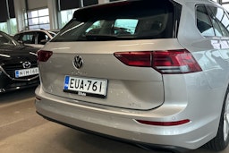 met. harmaa Volkswagen Golf 2022 kuva 12.