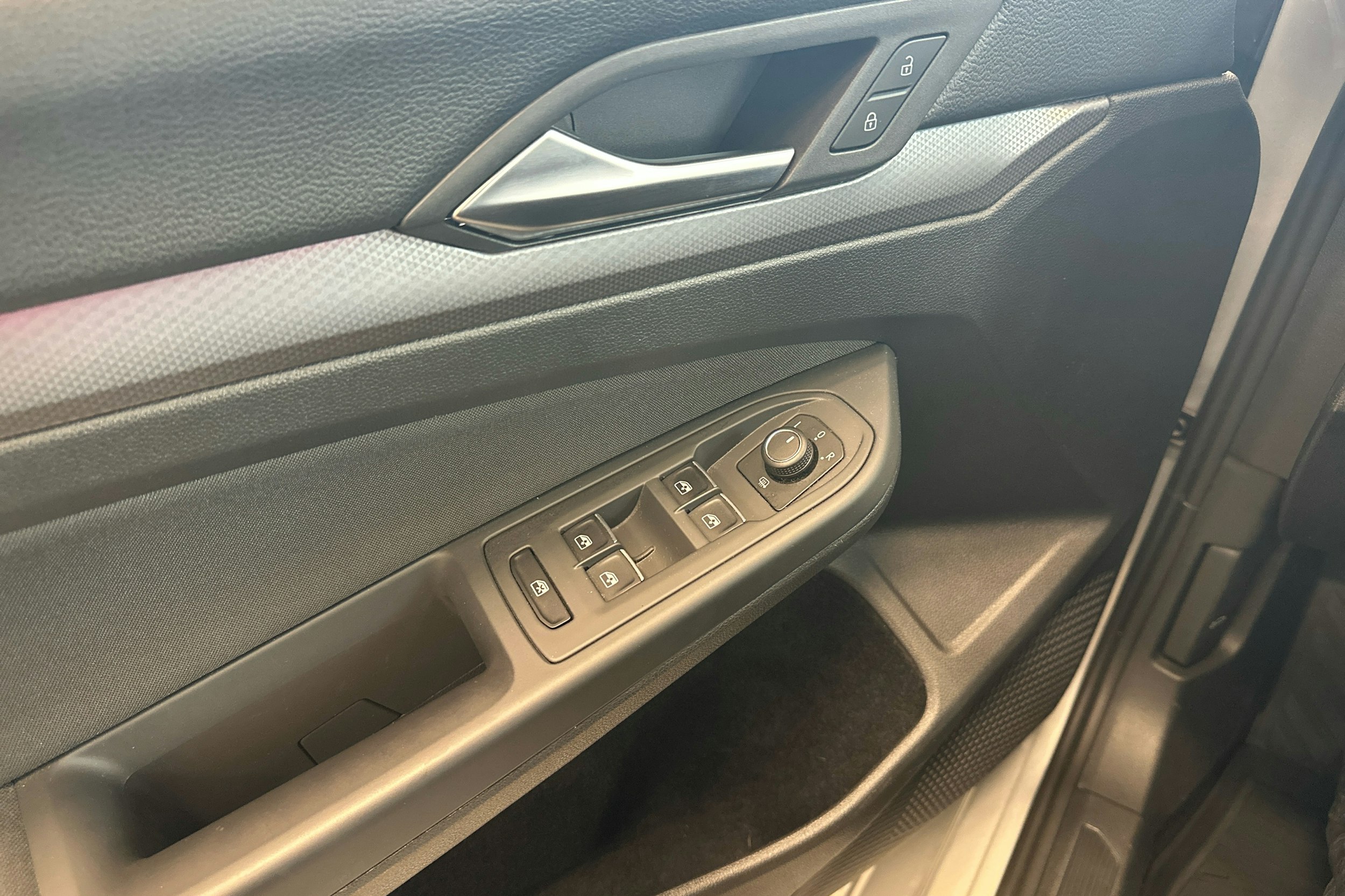 met. harmaa Volkswagen Golf 2022 kuva 14.