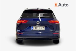 sininen Volkswagen Golf 2022 kuva 3.