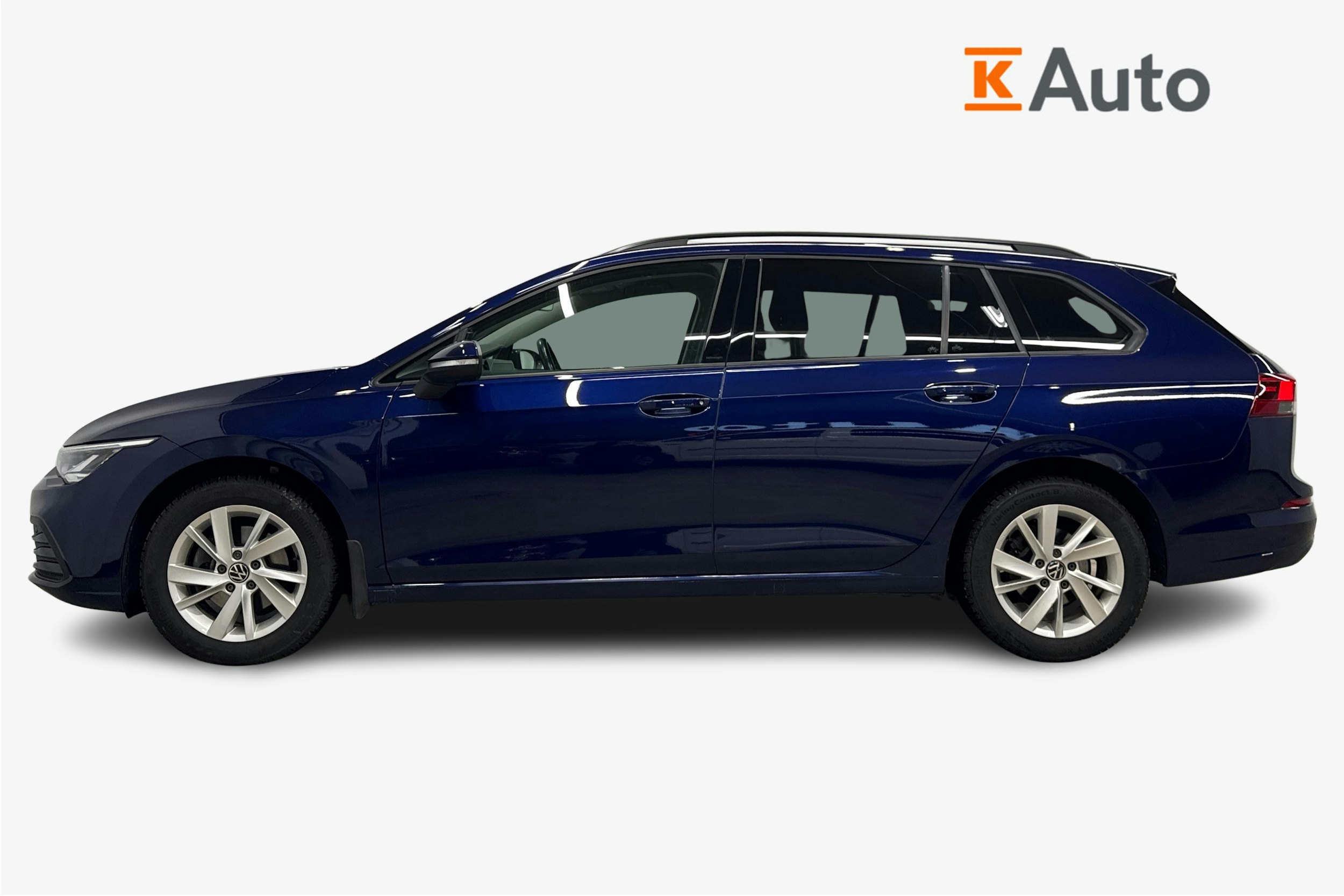 sininen Volkswagen Golf 2022 kuva 5.