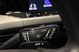 sininen Volkswagen Golf 2022 kuva 15.