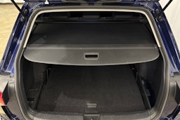 sininen Volkswagen Golf 2022 kuva 27.