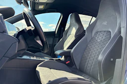 sininen Volkswagen Golf 2022 kuva 4.