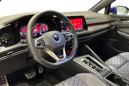 sininen Volkswagen Golf 2022 kuva 8.