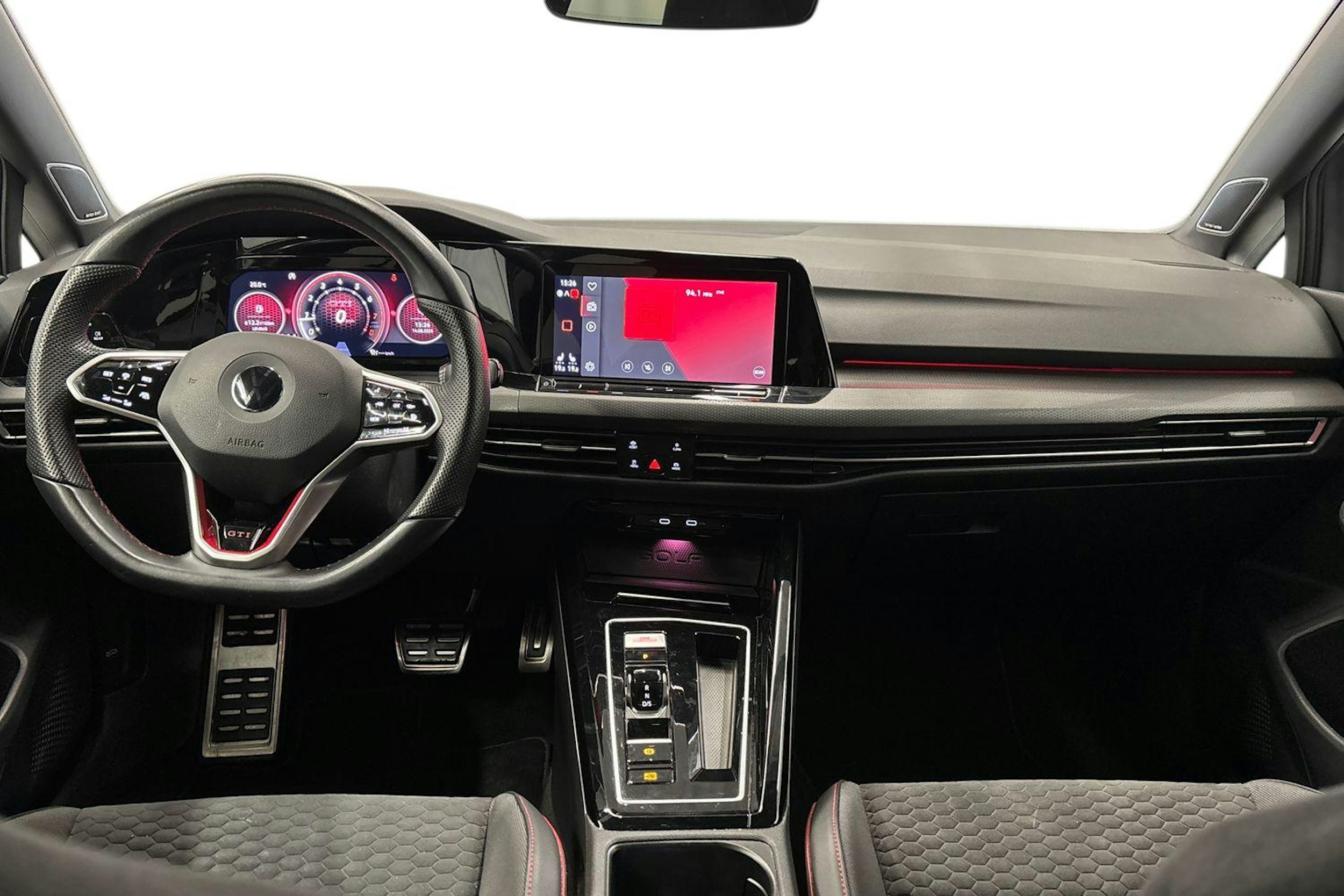 harmaa Volkswagen Golf 2022 kuva 9.