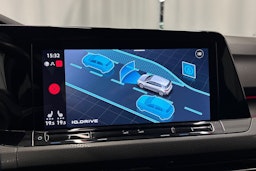 harmaa Volkswagen Golf 2022 kuva 25.