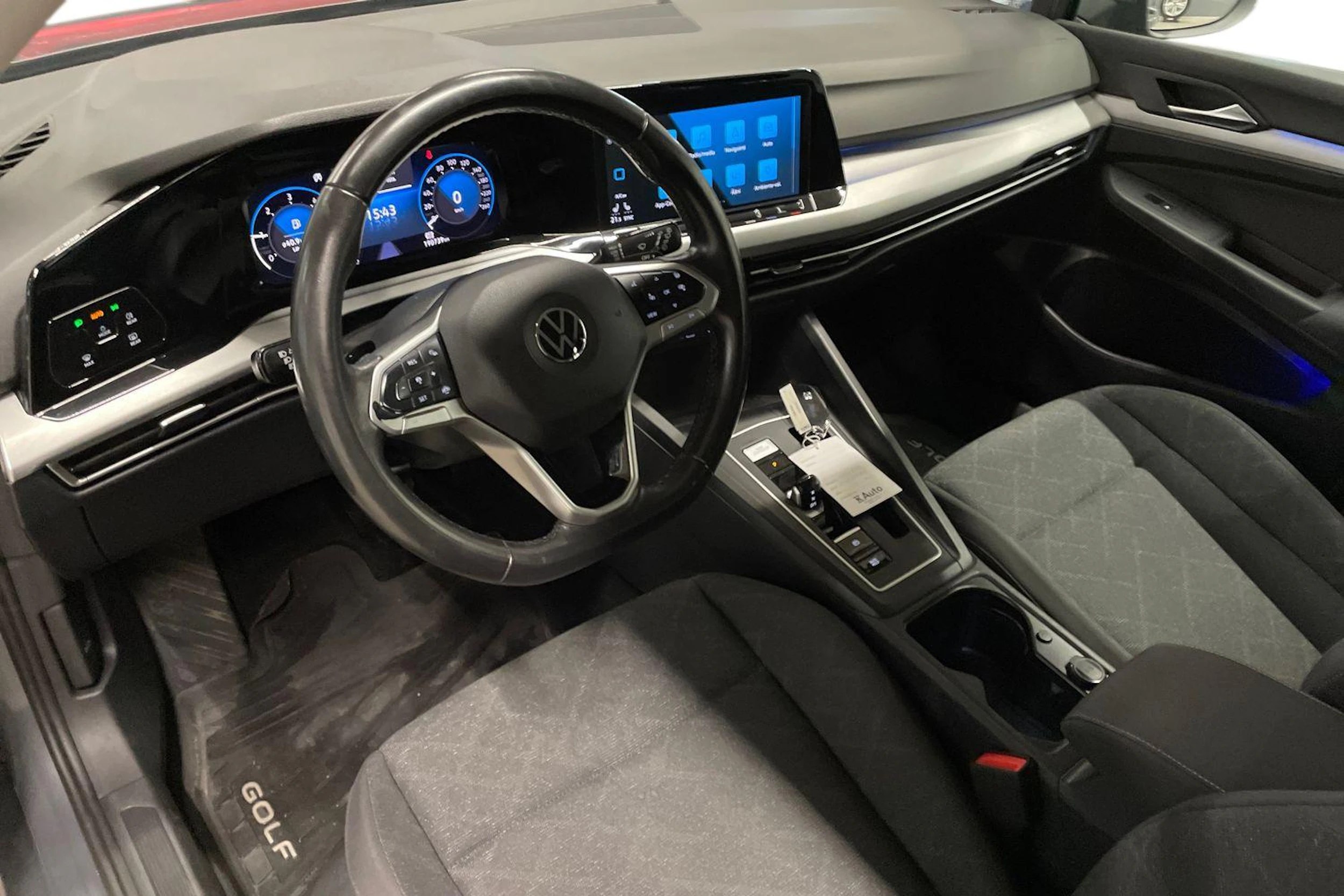 harmaa Volkswagen Golf 2022 kuva 6.