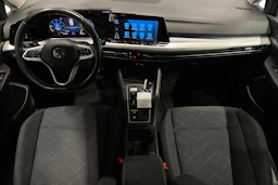 harmaa Volkswagen Golf 2022 kuva 7.