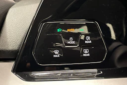 harmaa Volkswagen Golf 2022 kuva 20.