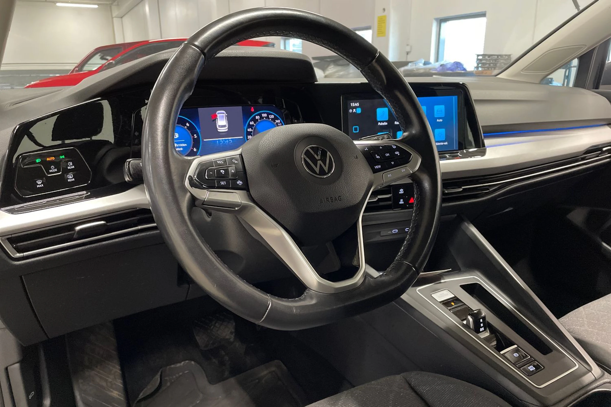 harmaa Volkswagen Golf 2022 kuva 23.