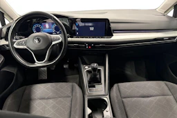 valkoinen Volkswagen Golf 2022 kuva 7.