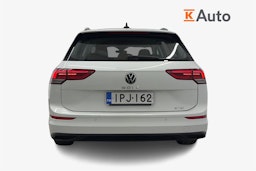 valkoinen Volkswagen Golf 2022 kuva 3.