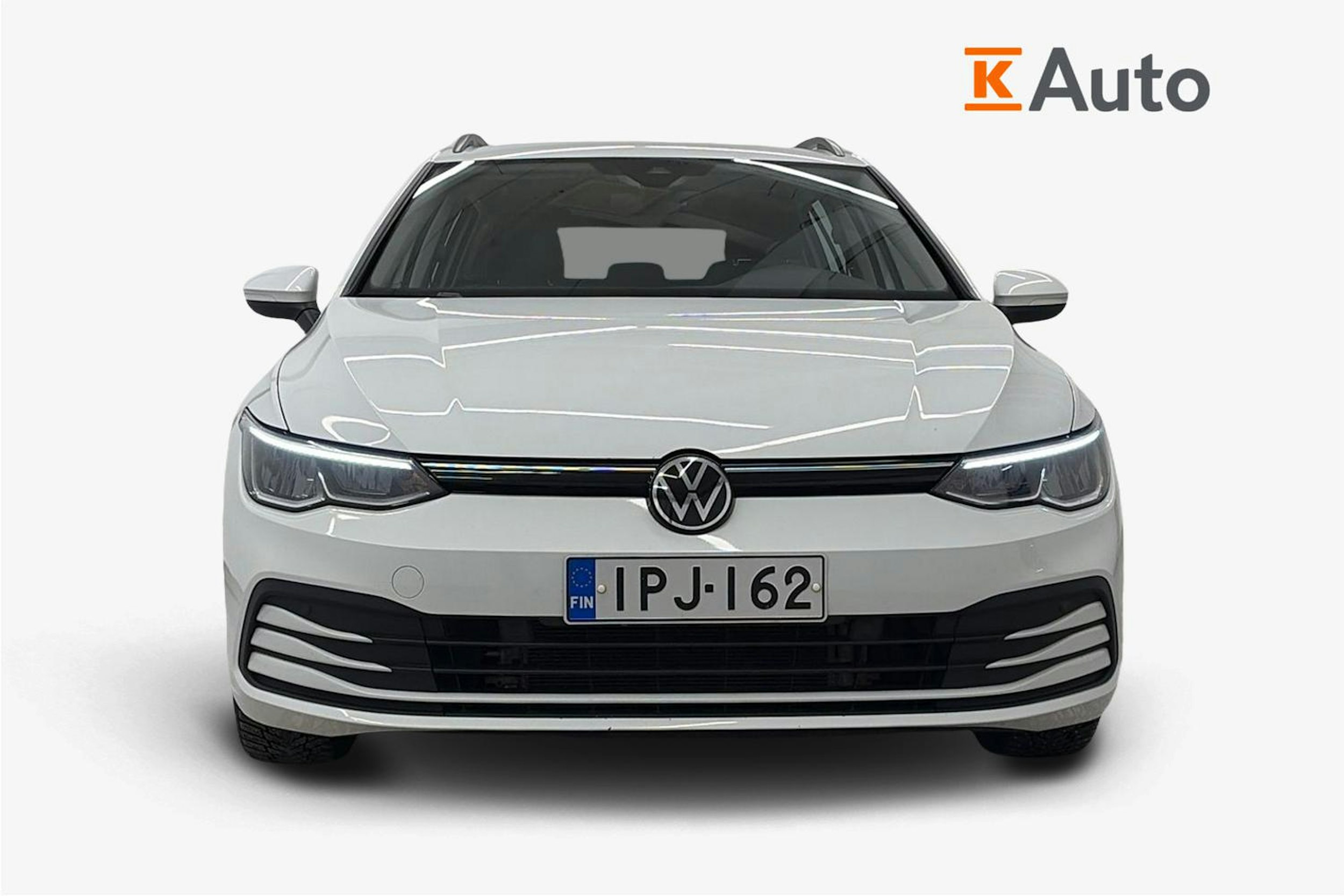 valkoinen Volkswagen Golf 2022 kuva 4.