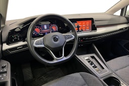 valkoinen Volkswagen Golf 2022 kuva 6.