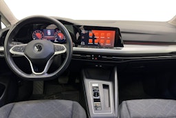 valkoinen Volkswagen Golf 2022 kuva 7.