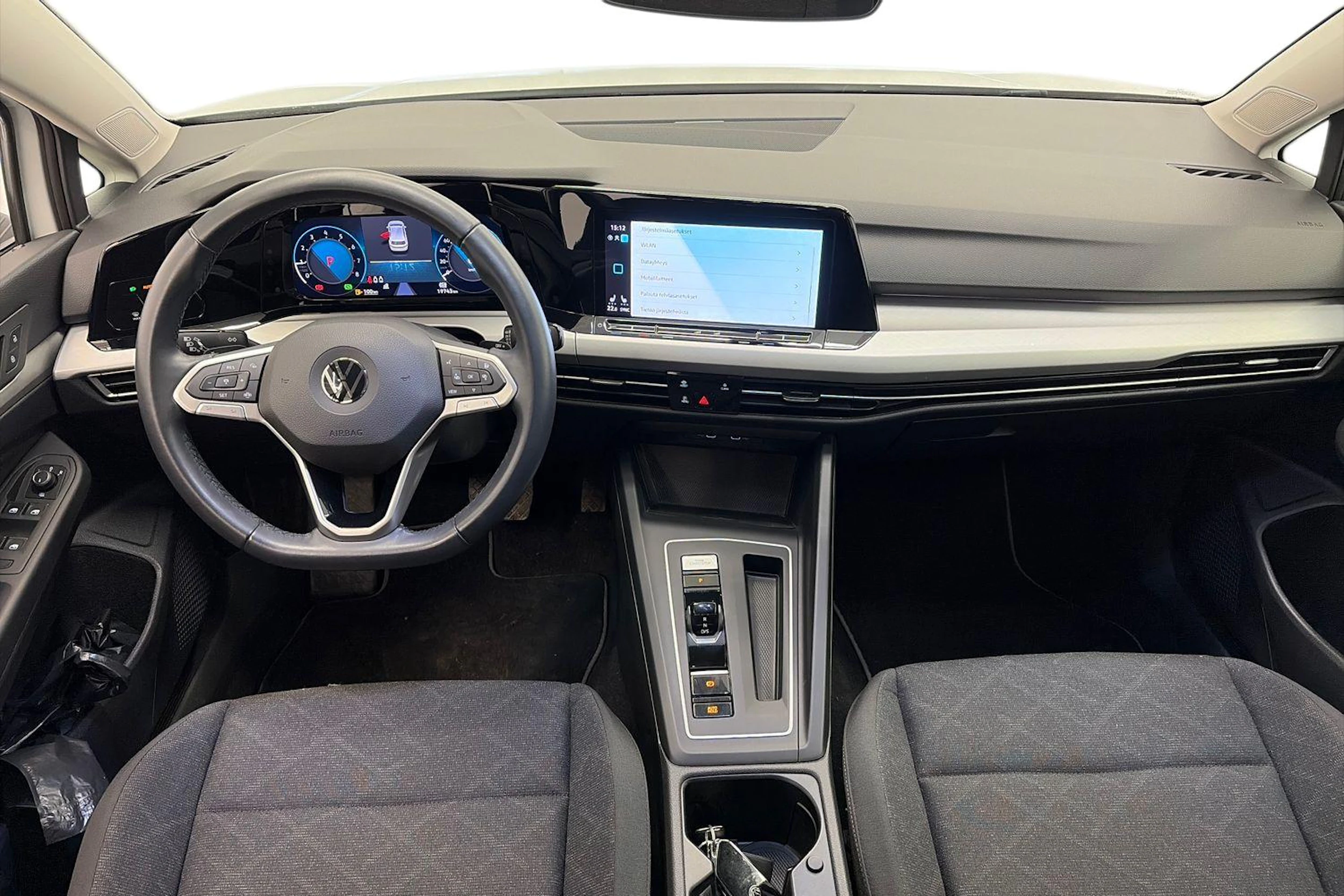 Valkoinen Volkswagen GOLF 2022 kuva 7.