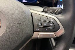 Valkoinen Volkswagen GOLF 2022 kuva 15.