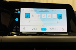 Valkoinen Volkswagen GOLF 2022 kuva 20.