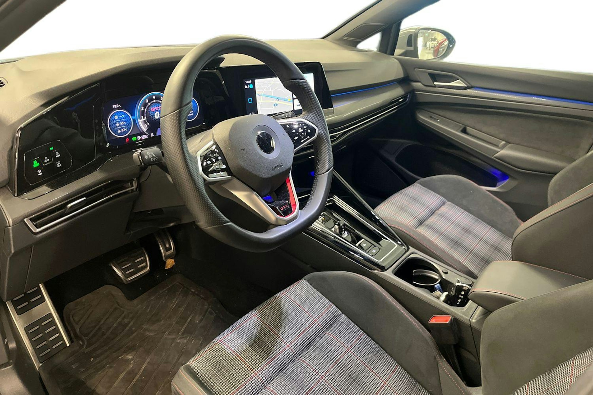 Harmaa Volkswagen GOLF 2022 kuva 3.