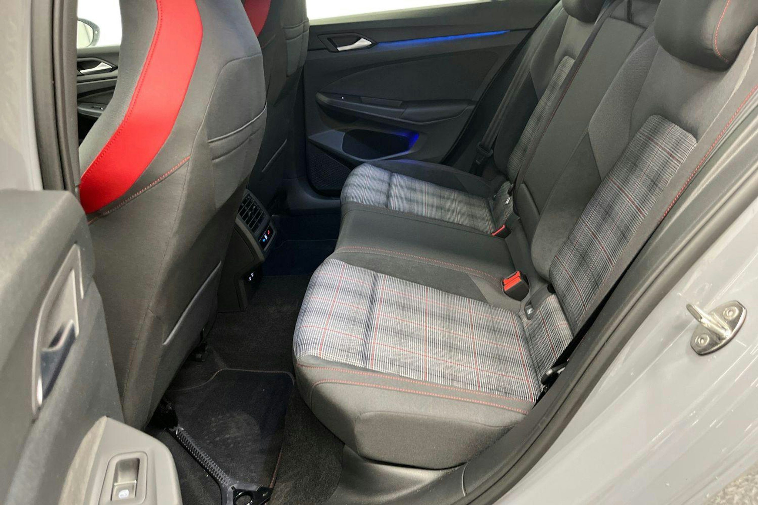 Harmaa Volkswagen GOLF 2022 kuva 8.