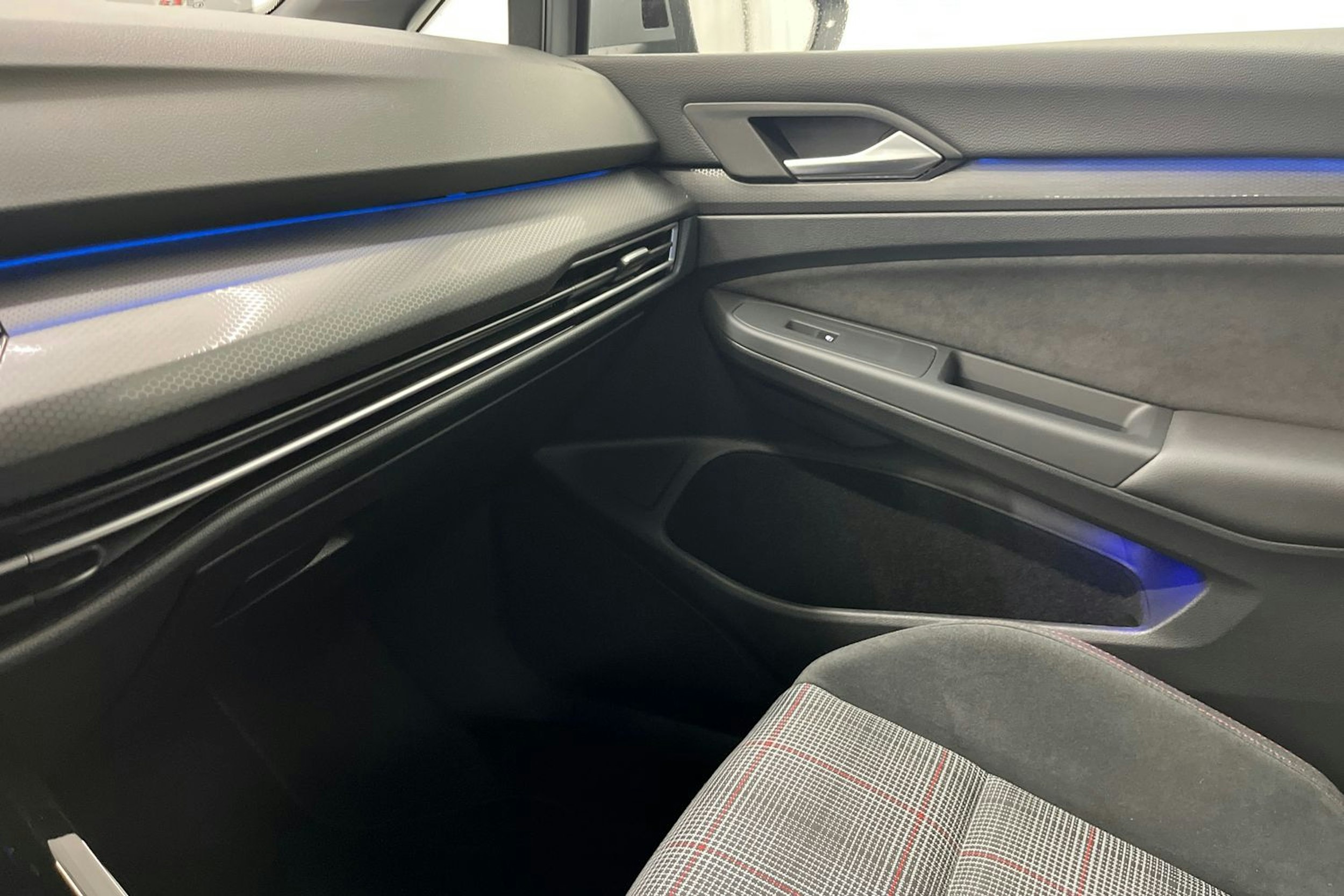 Harmaa Volkswagen GOLF 2022 kuva 17.