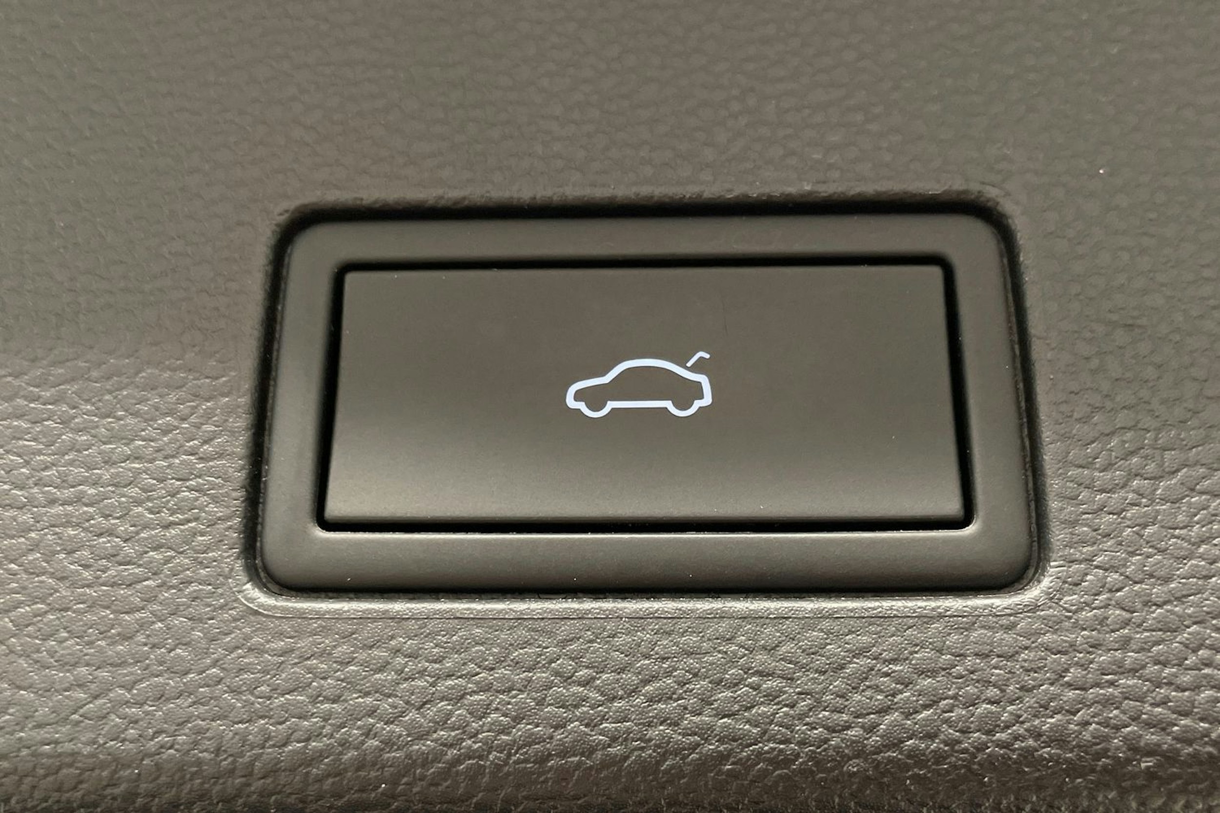sininen Volkswagen Golf 2022 kuva 23.