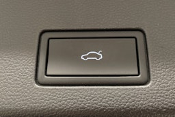 sininen Volkswagen Golf 2022 kuva 23.