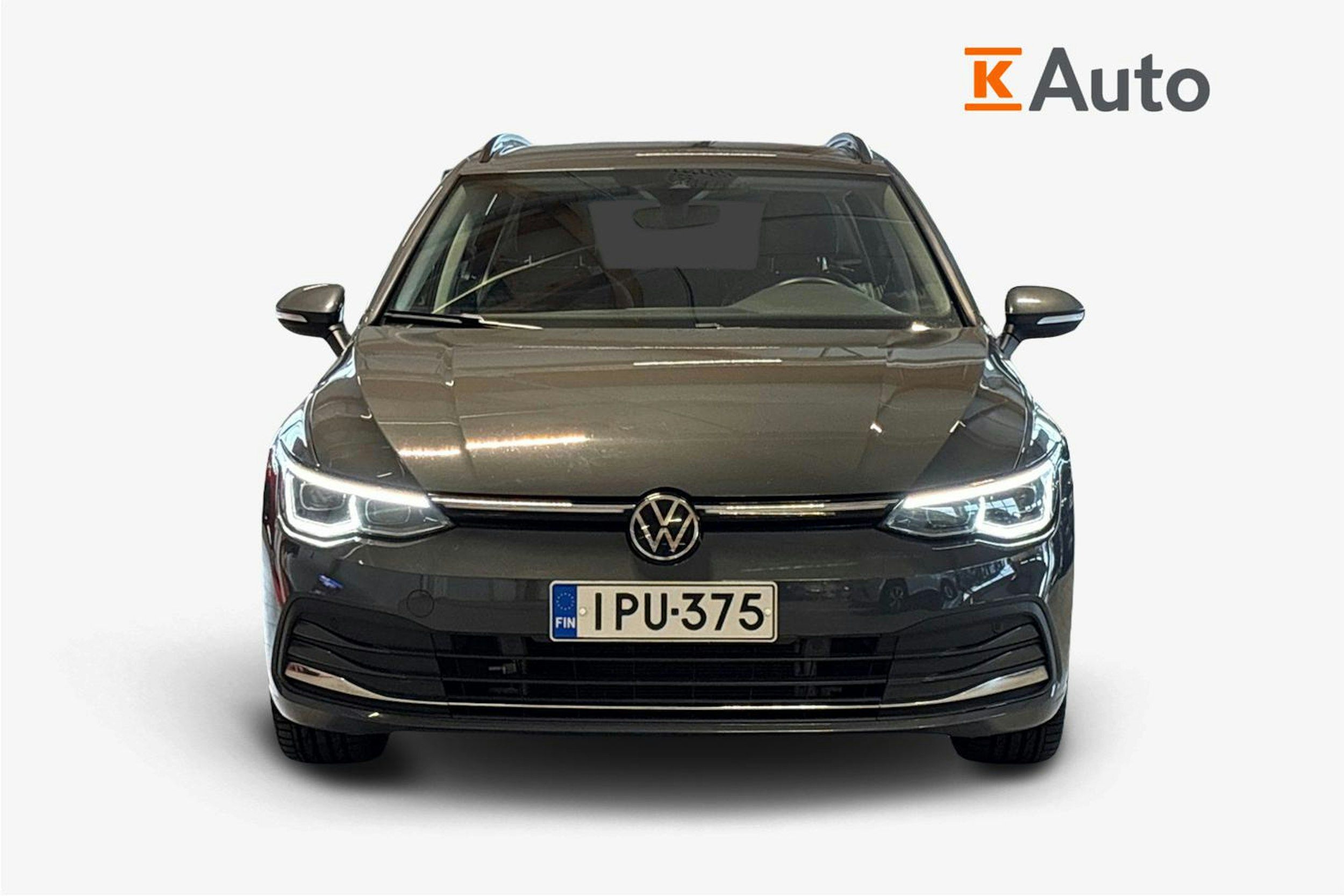 harmaa Volkswagen Golf 2022 kuva 5.