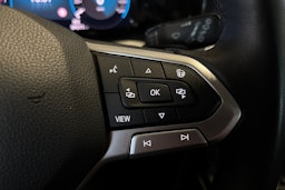 harmaa Volkswagen Golf 2022 kuva 23.