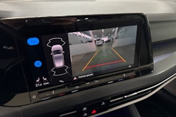 harmaa Volkswagen Golf 2022 kuva 21.