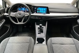 valkoinen Volkswagen Golf 2022 kuva 9.