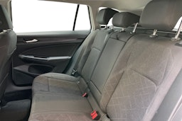 valkoinen Volkswagen Golf 2022 kuva 10.