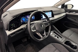 harmaa Volkswagen Golf 2022 kuva 3.