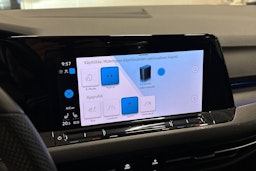 valkoinen Volkswagen Golf 2022 kuva 24.