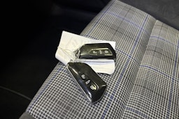 valkoinen Volkswagen Golf 2022 kuva 30.