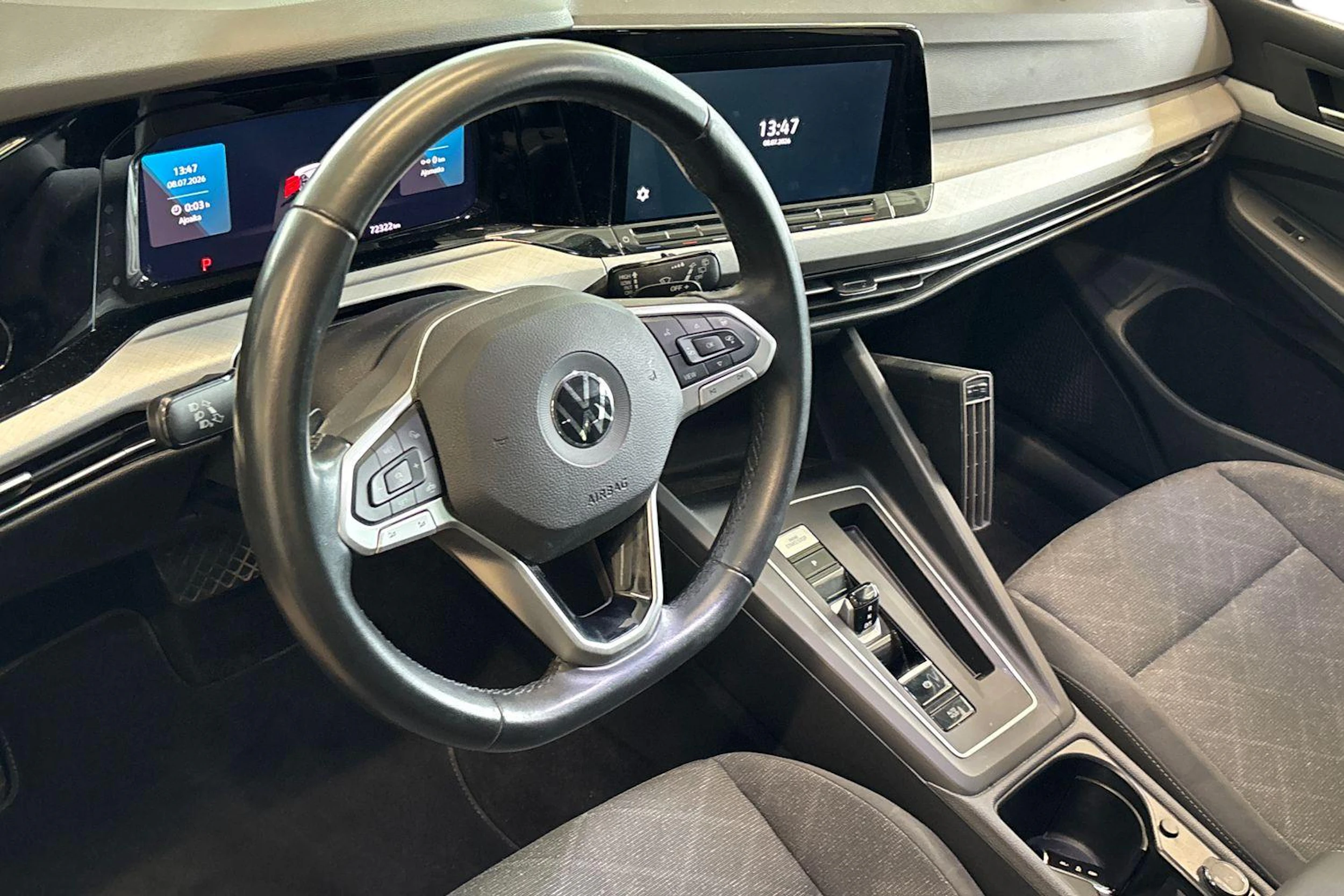 Harmaa Volkswagen GOLF 2022 kuva 6.