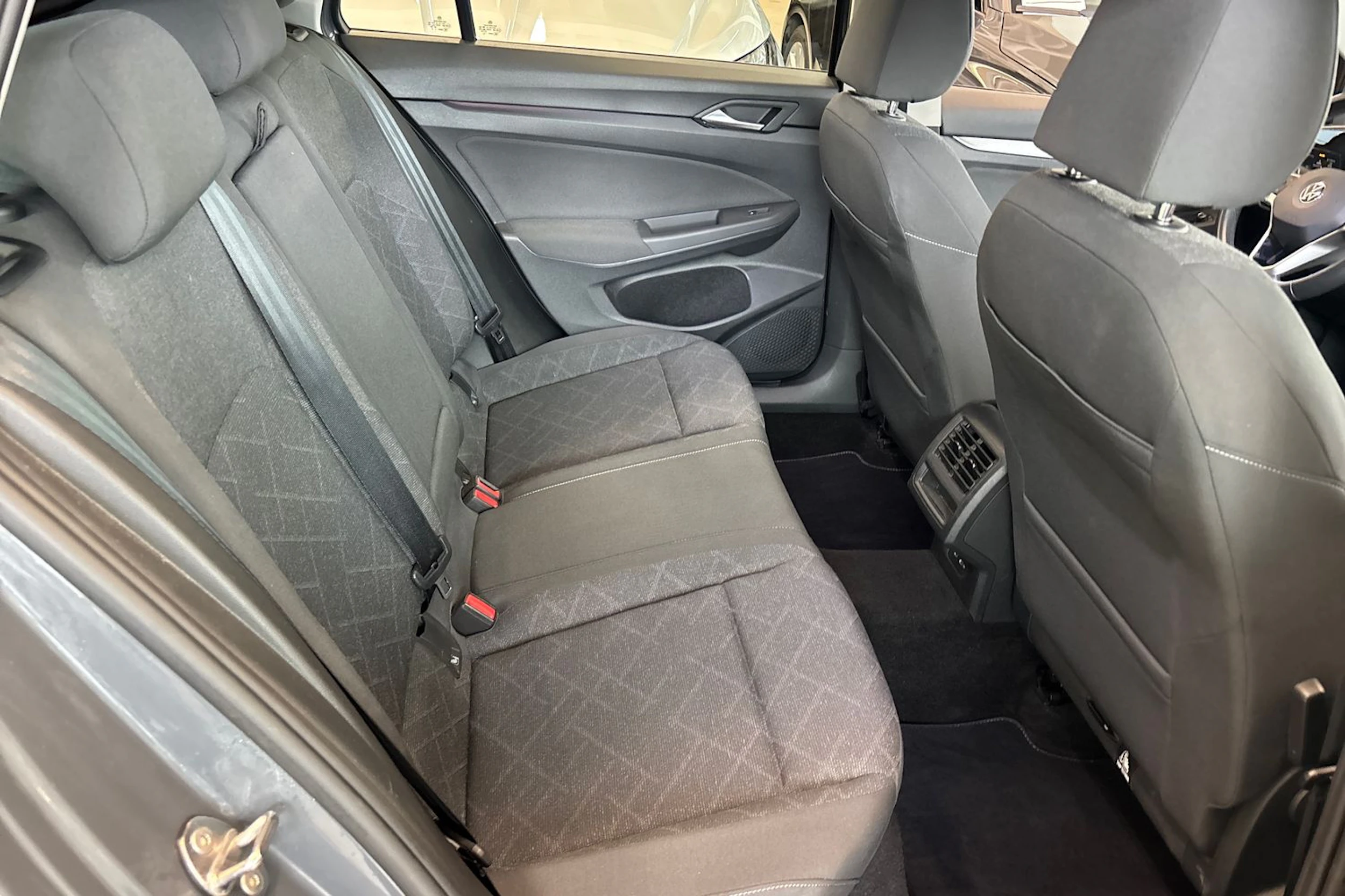 Harmaa Volkswagen GOLF 2022 kuva 29.