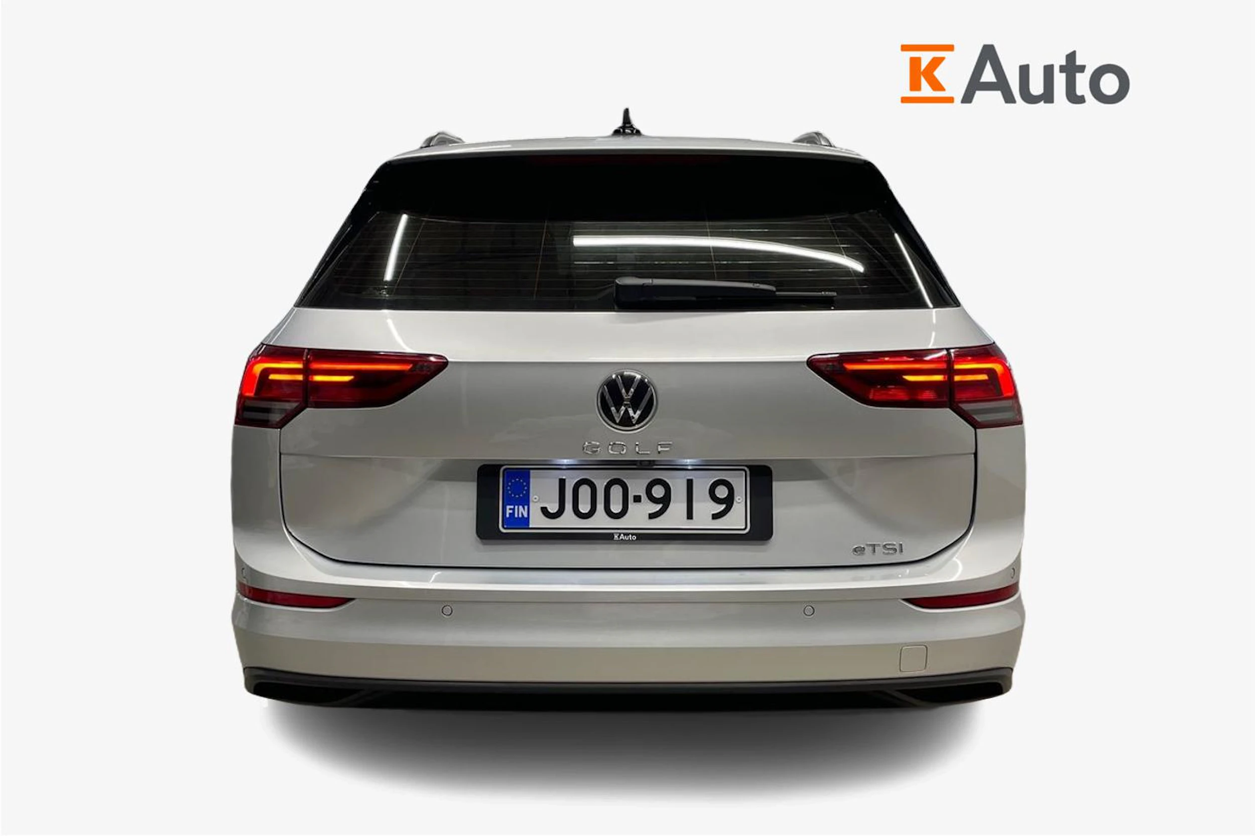harmaa Volkswagen Golf 2021 kuva 3.
