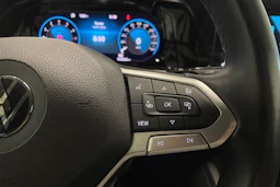 harmaa Volkswagen Golf 2021 kuva 21.