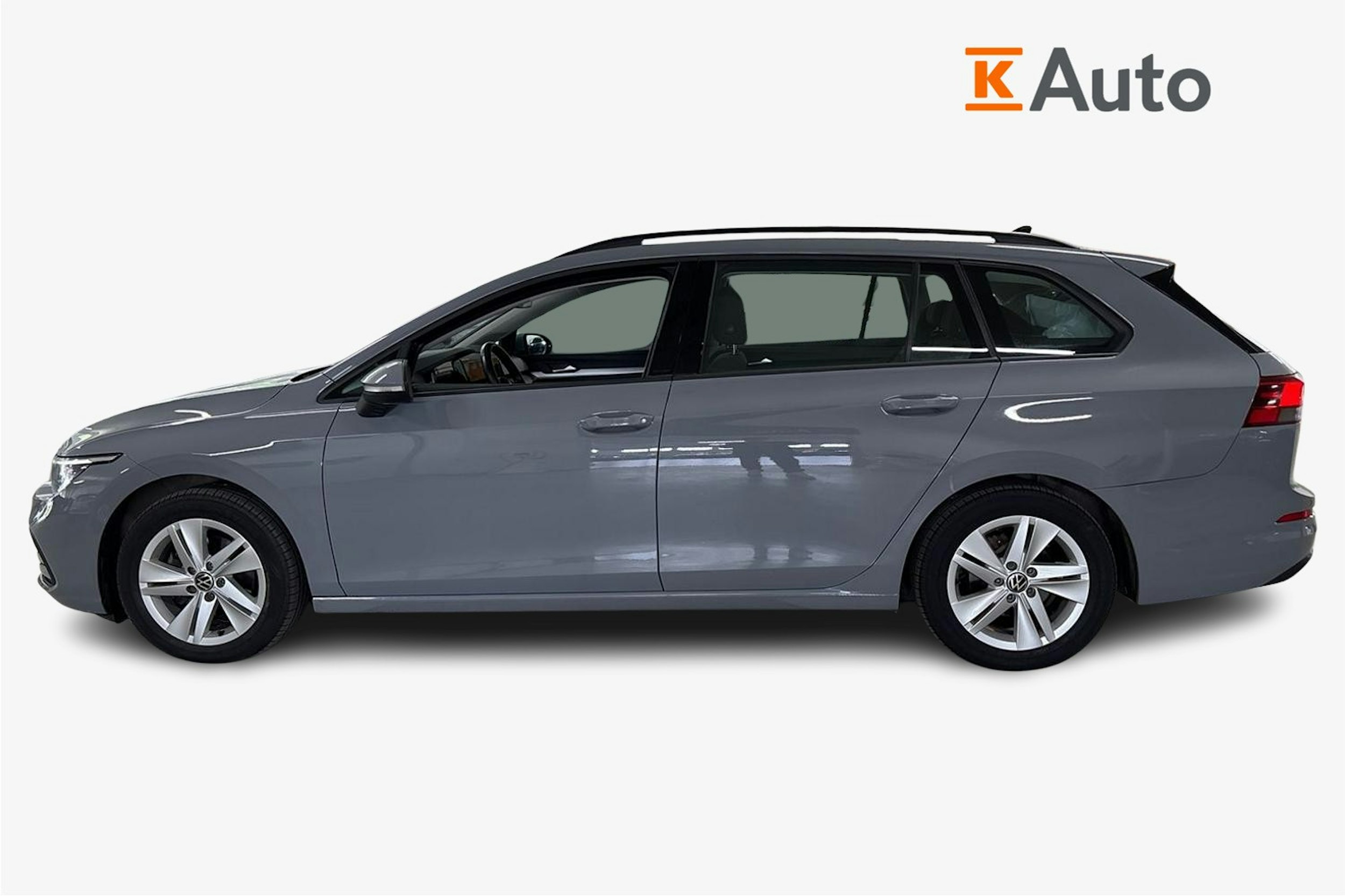 harmaa Volkswagen Golf 2022 kuva 6.