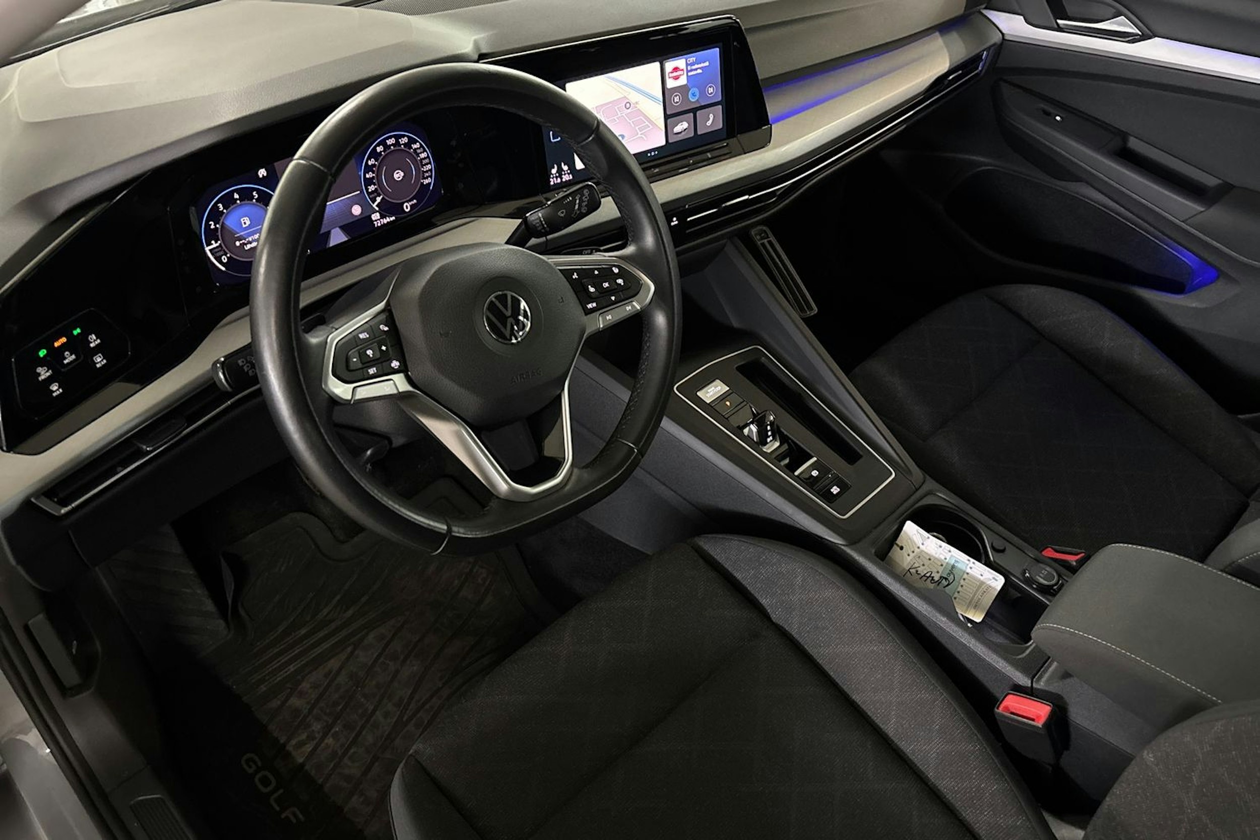 harmaa Volkswagen Golf 2022 kuva 7.