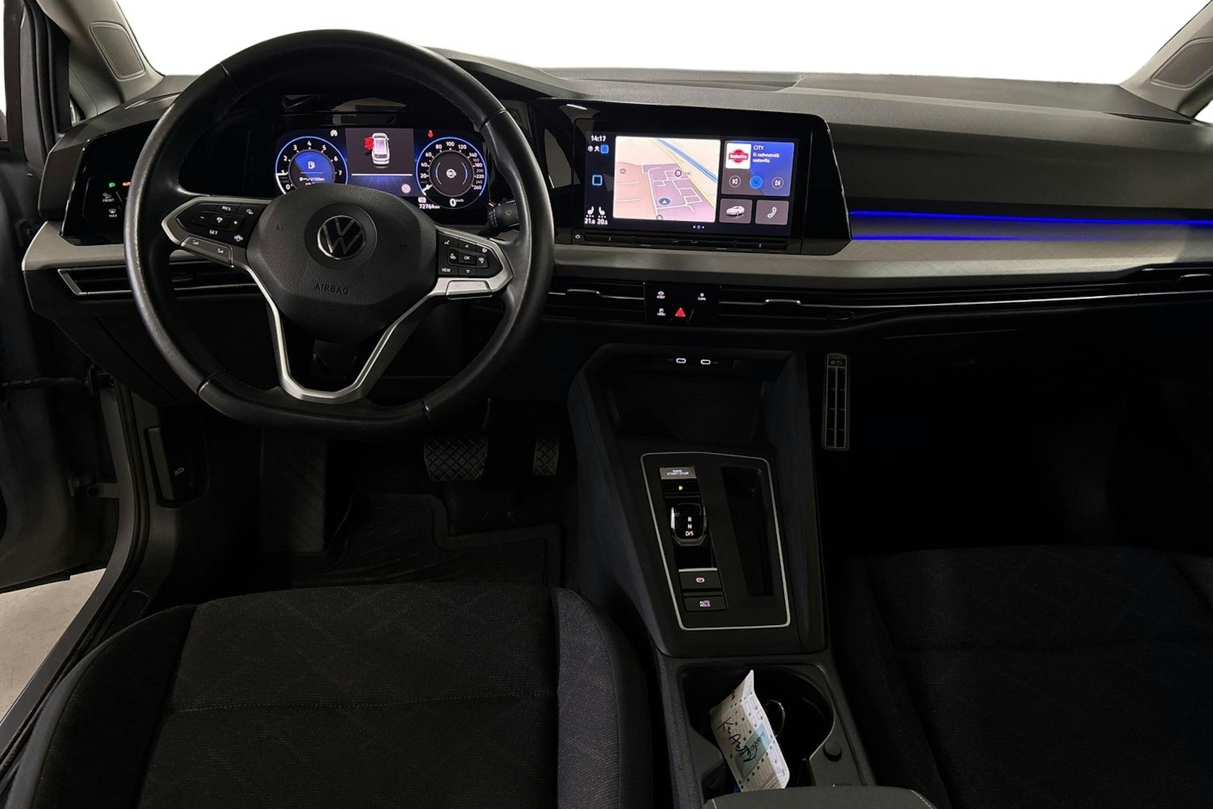 harmaa Volkswagen Golf 2022 kuva 9.