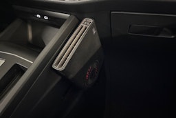 harmaa Volkswagen Golf 2022 kuva 27.