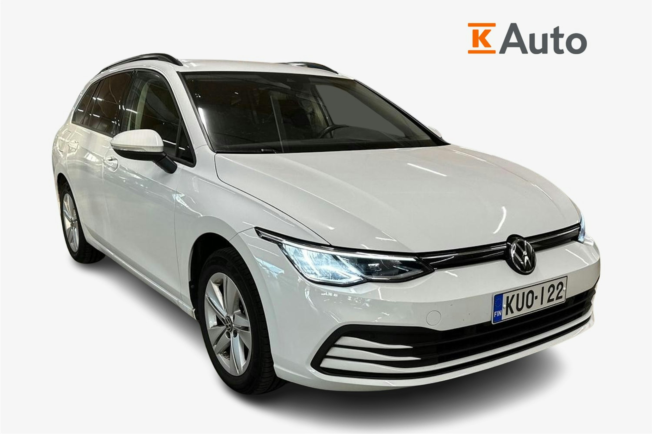 valkoinen Volkswagen Golf 2022 kuva 1.