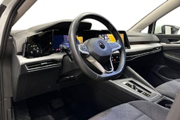 valkoinen Volkswagen Golf 2022 kuva 6.