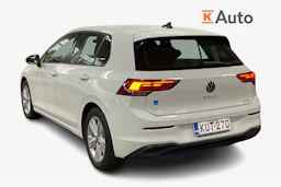 Valkoinen Volkswagen GOLF 2022 kuva 2.